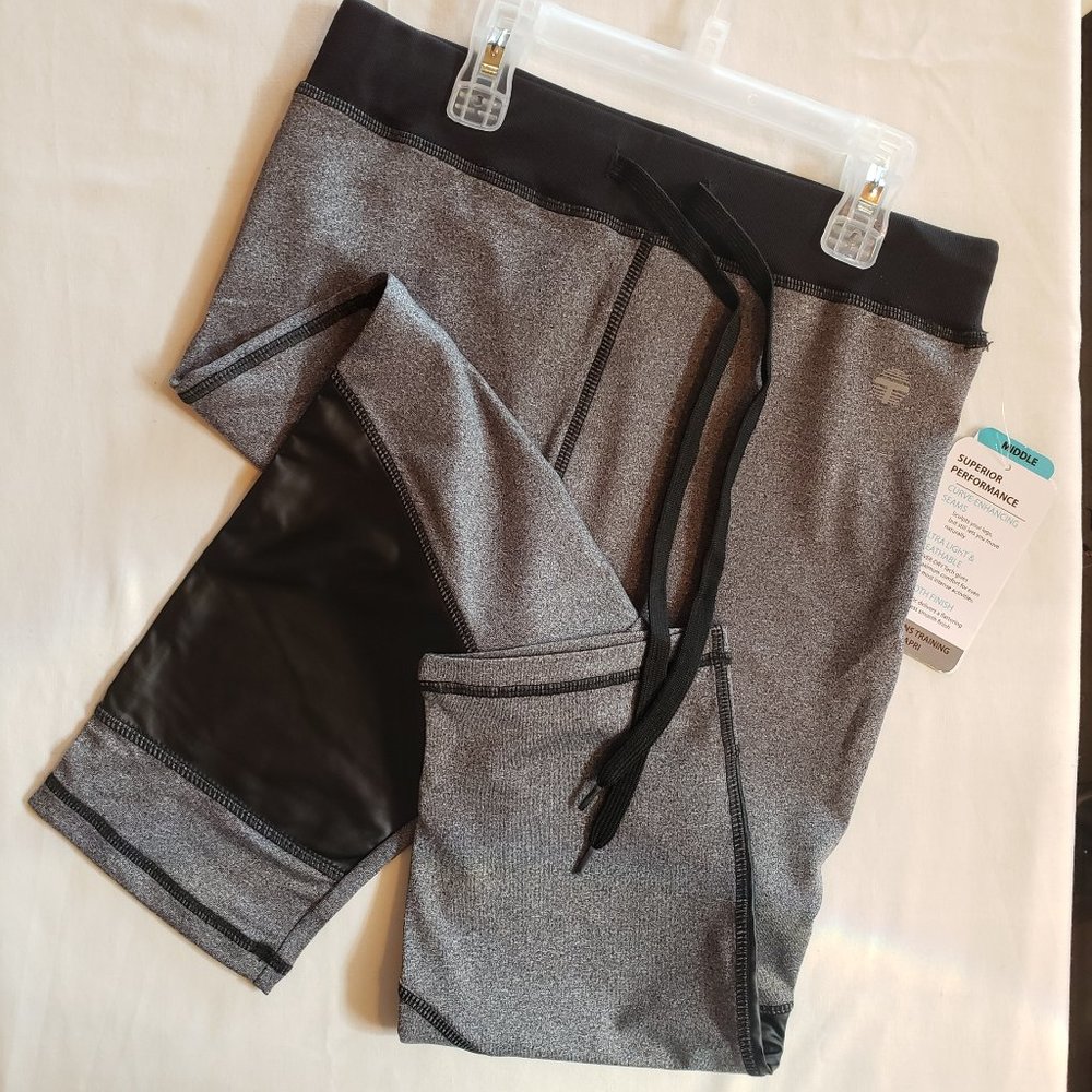 Therapy Legging Womens Training Capri Medium